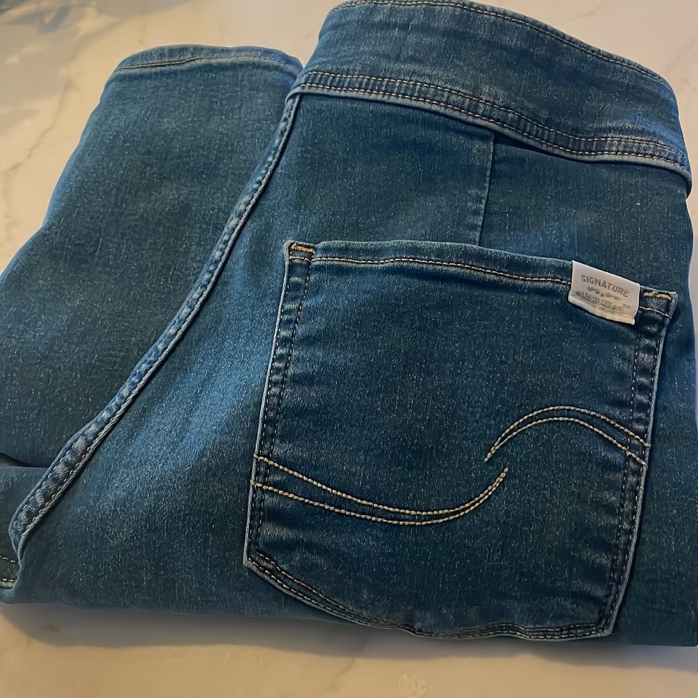 LEVIS HIGH RISE SUPER SKINNY JEANS